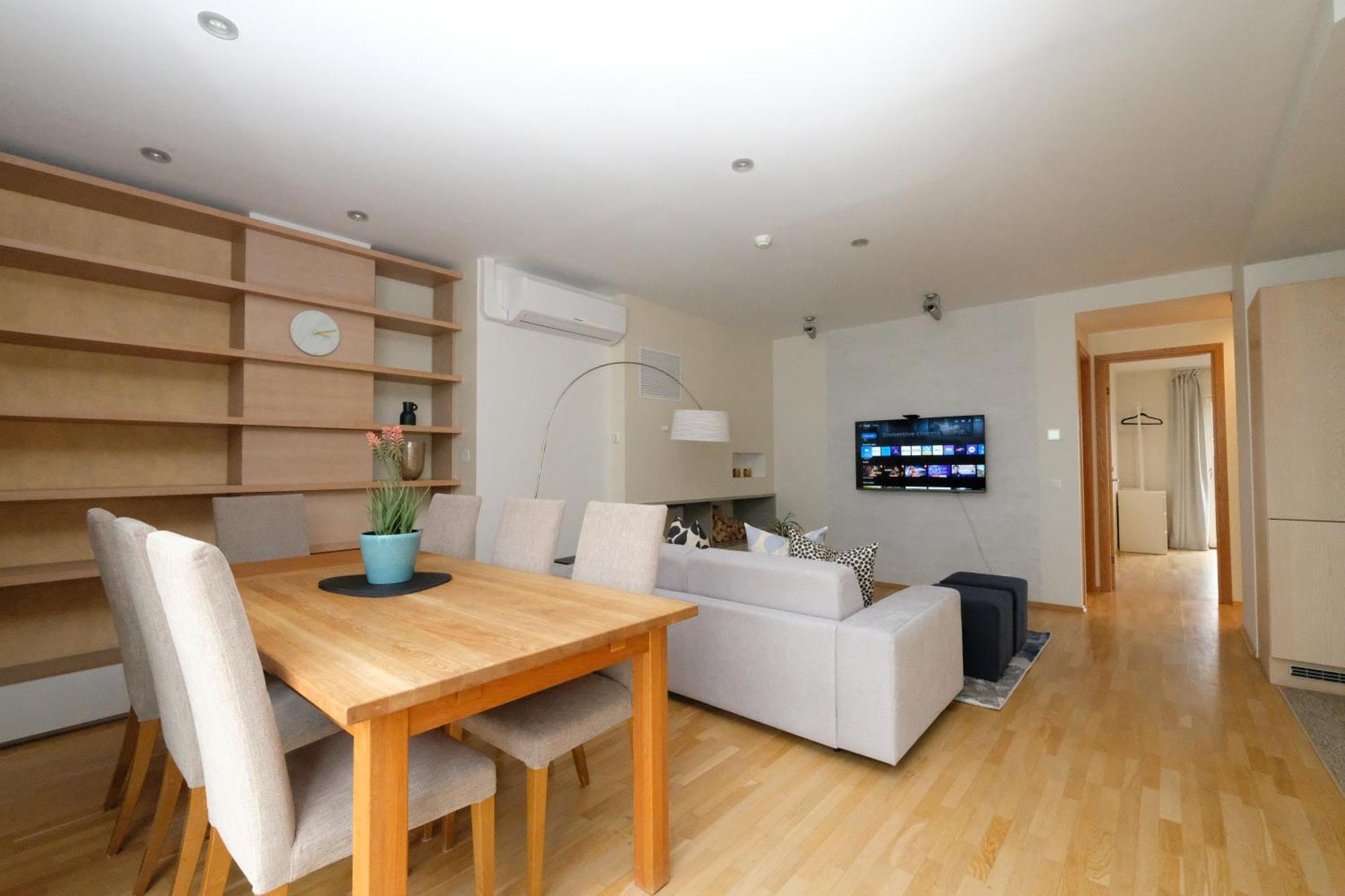 Roosikrantsi Apartment *