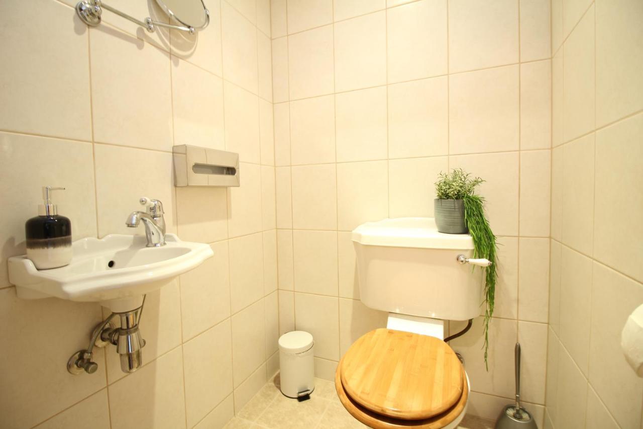 Roosikrantsi Apartment